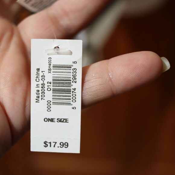 Old Navy Black and White Plaid Scarf 13x72 Acrylic Cozy Winter Accessory NWT - Picture 8 of 8